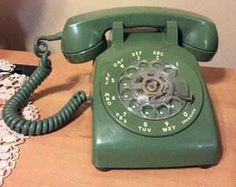 Vintage 1968 Western Electric rotary telephone Retro Avocado green