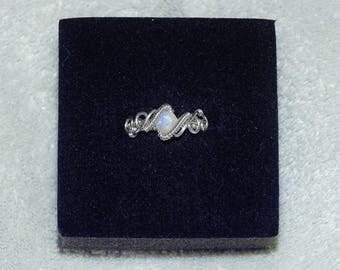 Moonstone sterling silver ring. Wire wrapped ring, unique ring, elven ring, moonstone ring