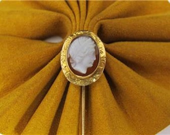 Vintage cameo STICK Hat PIN ESTATE Carved Yellow Gold