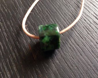 Hand Carved Maw Sit Sit Bead.