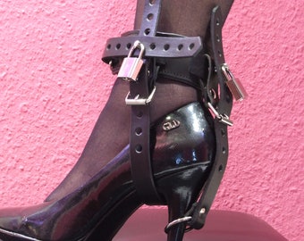 Leather of high heels bondage, padded, lockable, no chance for Stilettos, per 1 PCs.