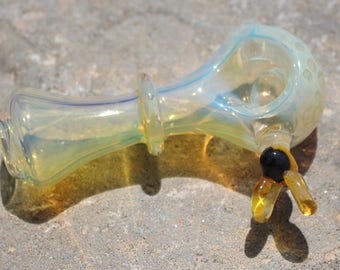 Glass Honeycomb Bumblebee with Maria Pipe, Silver Fumed, Color Changing Pipes, Tobacco Pipe, Critter Pipes, Glass Smoking Pipe