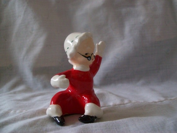Vintage Mrs. Claus Candle Hugger, Taper Candle Hugger, Christmas Candle hugger,Seasonal, Gift, Vintage Gift, Porcelain 1950'