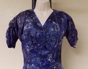 Vintage 50s GiGi Young Originals flared dress abstract purples low v front