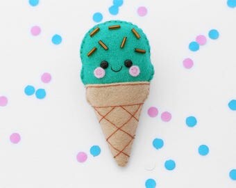 Mint Choc Chip Ice Cream Felt Brooch, Green, Kawaii