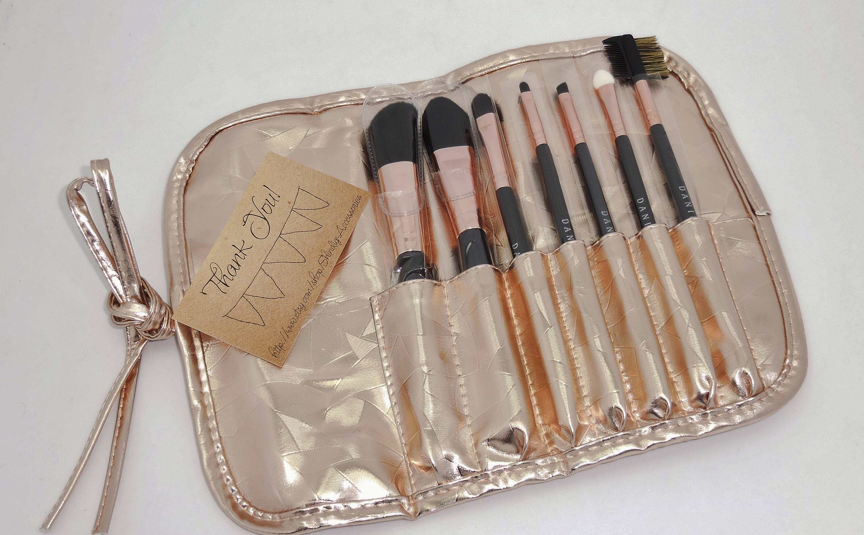 Brush Pouch Roll Kit with 7pc Vibrant Rose Gold Foundation Brush Make