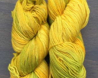 Handpainted Blue Faced Leicester Sport - Dandelions