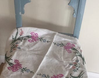A pretty, vintage, hand embroidered tray cloth.