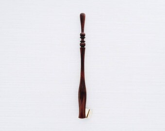 The Classic Oblique Pen Holder