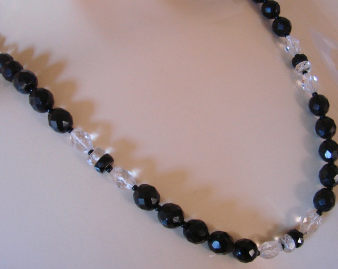 Vintage Black & Crystal Faceted Bead Necklace Jewelry Jewellery