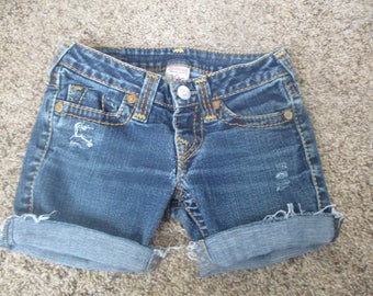 True Religion cut off denim shorts, tag size 25 womens distressed shorts