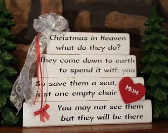 Christmas in Heaven What do they Do Memorial Sign, Red and white... May be personalized...Rustic Treasures by Jordan's Designs