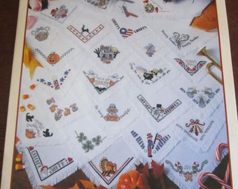 25 Breadcloths for the Holidays Leisure Arts Leaflet 2901