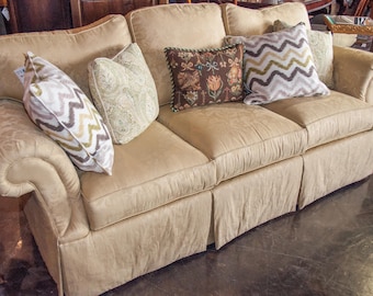 Vintage Ethan Allen Pale Yellow 87"Wide Living Room Sofa, Excellent Condition