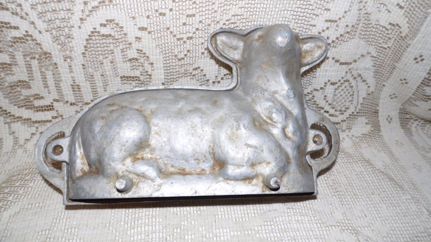 Antique Vintage Lamb Sheep Cake Mold Cast Metal Heavy