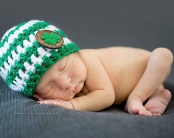 St. Patrick's Day Newborn Hat - Chunky Green and White Baby Hat with Wood Button and Shamrock - Irish Green - St. Patricks Day Baby