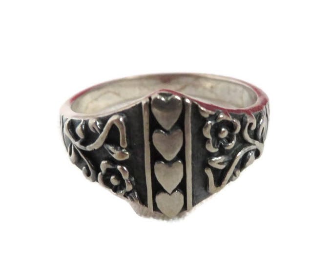 Sterling Silver Heart Ring - Vintage Hearts & Flowers Scrolled Band Ring, Size 8