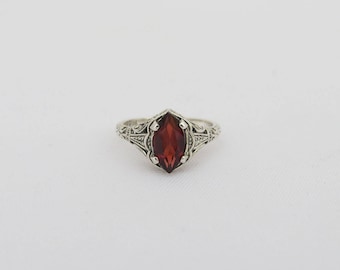 Vintage Sterling Silver Natural Garnet Filigree Ring Size 8