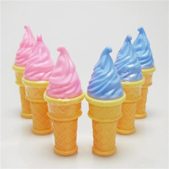 Ice Cream Cone Bubbles Bottle 5Inch CLOSEOUT by PartySpin