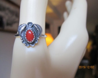 Vintage Genuine Coral Sterling Silver Southwestern Ring Size 6, Wt. 1.7