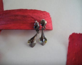 with swarovski crystal heart Stud Earrings