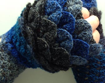 Dragon scale fingerless gloves, ladies wool gloves, handmade gloves, gifts for her, unique gloves