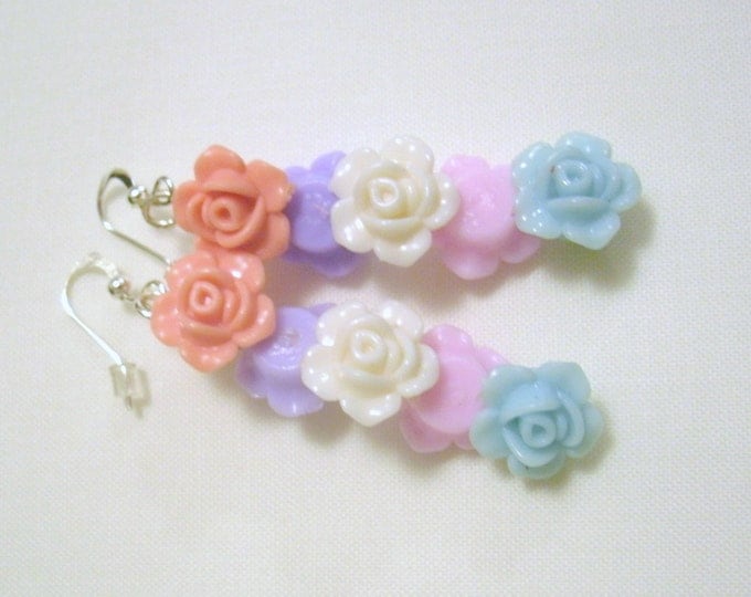 Colorful flower bead earrings, One of a kind, acrylic flower beads in 5 colors, they cannot face the wrong way, silver plated wires, unique