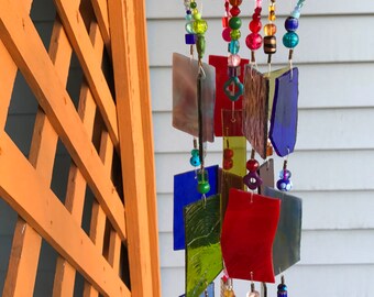 Stained Glass Wind Chime Sun Catcher Upcycled Wine Bottle Top. Garden Art!