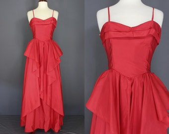 80's Prom Dress......Cherry Red Taffeta 80's Prom Dress NWT Never Worn Size XS