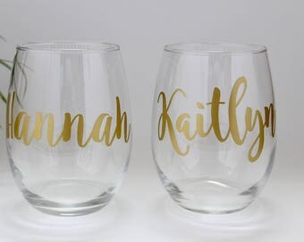 Personalized Wine Glasses // Monogrammed Stemless Wine Glass // Monogrammed Wine Glass // Bridesmaids Gift //