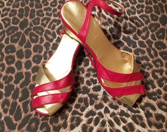 Vintage 1940s 1950s Style Red and Gold Wedge Ankle Strap Peep Toe Sandals Shoes - size 8UK