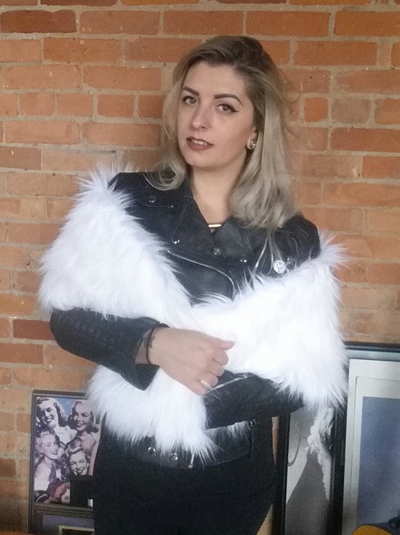 Faux fur scarf shawl wrap. Faux Fox fur. Rockabilly cover up, wedding bridesmaids shawl.