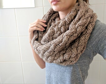 Cable Knit Infinity Scarf, Chunky Cable Knit Scarf, Chunky Knit Scarf, Double Wrap Infinity Scarf, Chunky Infinity Scarf Knit, Boho Scarves