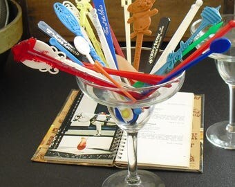 Vintage Swizzle Stir Stick Paddle Grab Bag, Assortment Barware Drink Stirrers, Mid Century Barware, 27 Collectible Souvenirs, Old Swizzles