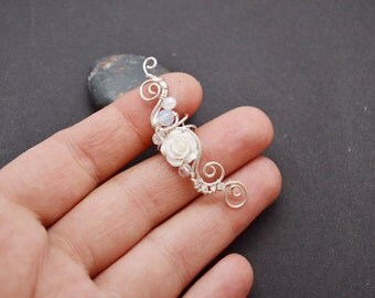 White Rose Ear Cuff, White Rose Earrings, Wedding Jewelry, No Piercing, Moonstone Earrings, Wedding Ear Cuff, Rose Ear Climber, gift for her