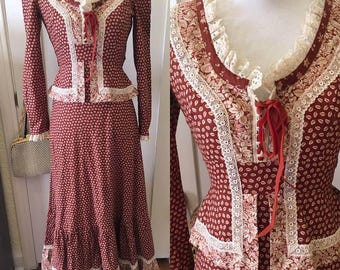 1970s Peasant Dress * 70s Boho Cotton * Vintage Gunne Sax * Renaissance Gown * Corset Style * Novelty Print * Bohemian Look * Prairie Girl