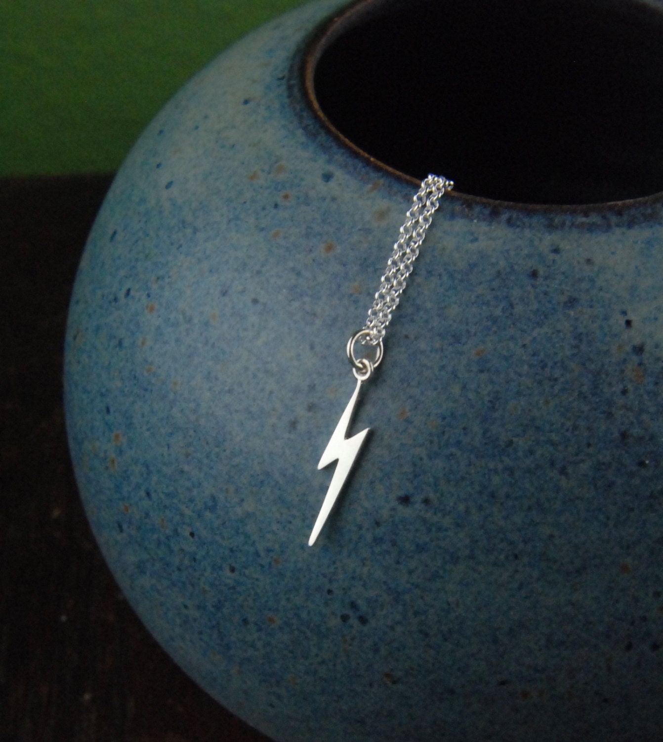 Lightning bolt necklace in sterling silver lightning bolt