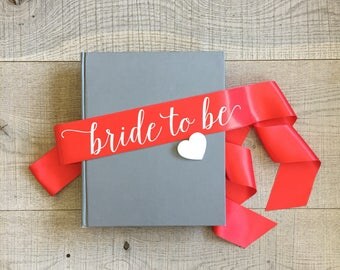 Bride to be sash, bachelorette sash, red and white sash, bachelorette sash with white heart pin, hen sash, hen party sash, bridal sash