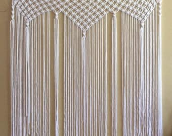 Macrame Curtain / Macrame Backdrop / White Macrame Hanging / Bohemian / Boho Style
