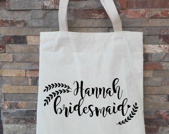 tote bags bridesmaid, tote bags weddings, bridesmaid tote bag, laurel leaf monogram, best seller, custom bride tote, tote for bridesmaids
