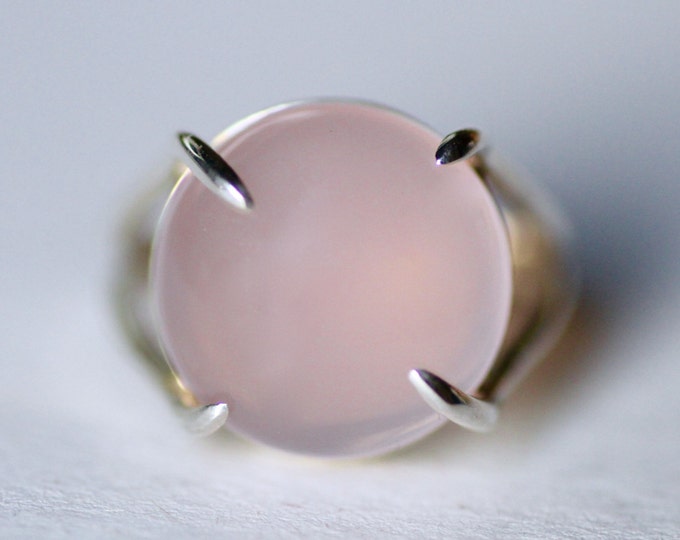 Rose quartz Ring Natural Stone May Birthstone Simple Wedding Minimalist Dainty Engagement Gemstone Jewelry Stacking Yellow Solid Gold Ring
