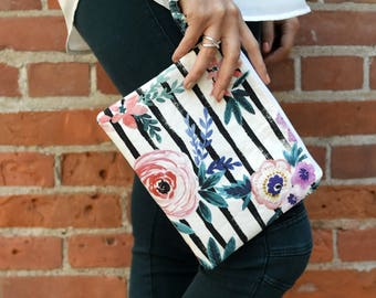 Wristlet - Coin purse - Clutch - Wristlet clutch - Handbag - Summer clutch - Bridesmaid Gift - Gift for her