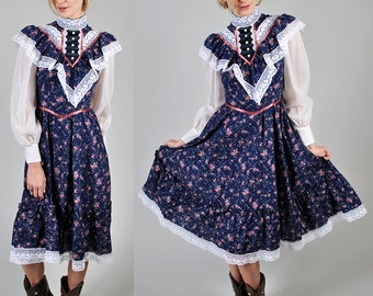 vintage 1970s/80s GUNNE SAX floral and lace prairie dress A3