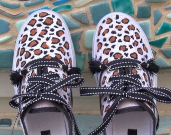 Leopard Print Custom Painted Canvas Platform Sneakers/Women's Animal Print Shoes/Cheetah Print Sneakers/Custom Painted/Girlfriend Gifts/