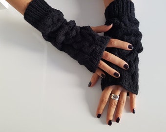 SALE! Black knit wool arm warmers, Hand knit winter short black fingerless gloves mittens, handmade warm gloves, knit wrist hand warmers