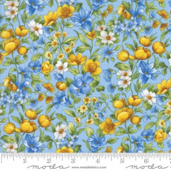 Summer Breeze Blue 33283 13 Moda Fabrics Cotton