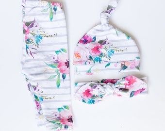 Any size girls leggings premie up to size 12 months, Bouquets on Grey, baby shower gift, girls pants, + optional hat or headband, floral