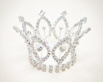 Rhinestone Mini Crown, Baby Crown, Baby Tiara, Mini Tiara, Tiny Crown Photo Prop, Princess Mini Crown, Baby Crown