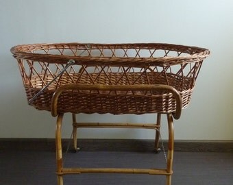 Crib bumper wicker and bamboo shape Moses, 1960s vintage