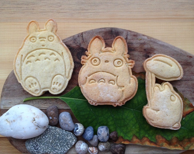 Totoro cookie cutters set. 3 cookie stamps in set. Studio Ghibli cookies. Totoro, O-Totoro, Chibi-Totoro cookie cutters